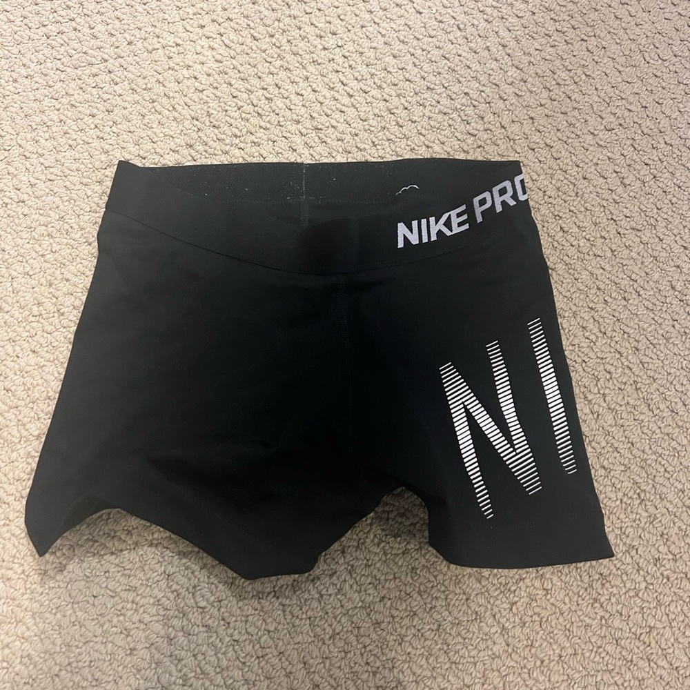 Nike black dry-fit athletic shorts size M great condition